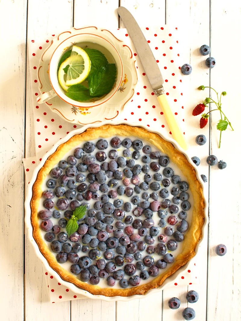 Tarta z borówkami i galaretką jogurtową