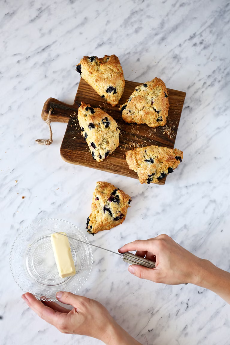 Scones z borówkami