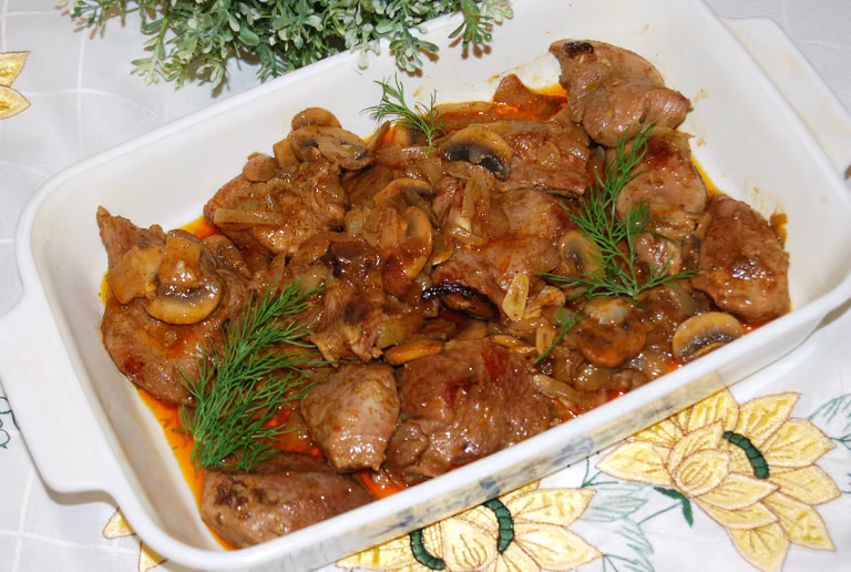 Udka z indyka z pieczarkami