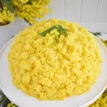 Tort Mimoza - włoskie ciasto na Dzień Kobiet –
