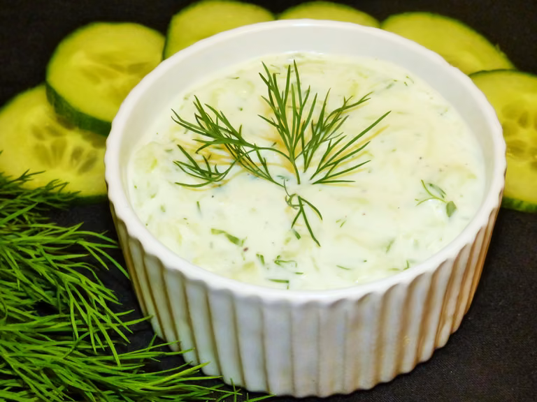 Sos Tzatziki z majonezem idealny do dań z grilla!
