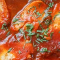Halloumi w sosie pomidorowym (4 składniki)