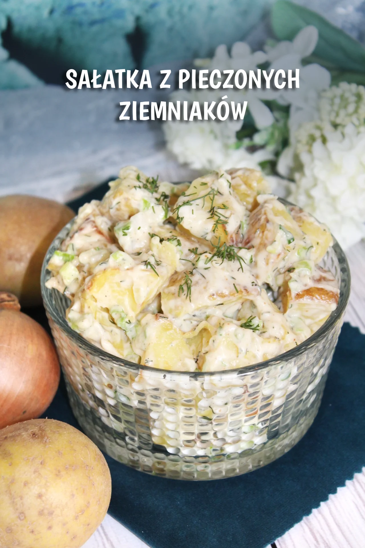Sałatka z pieczonych ziemniaków - PRZEPIS