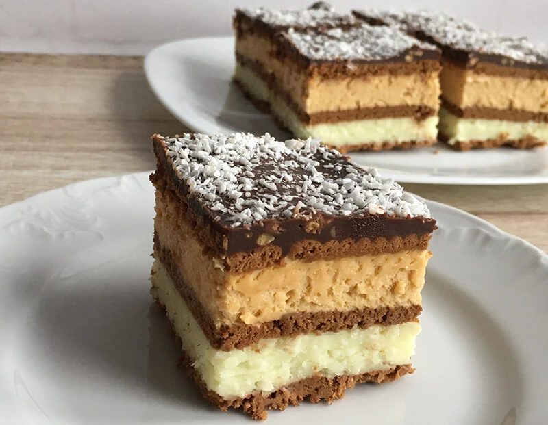 Ciasto bez pieczenia z kajmakiem i imbirem
