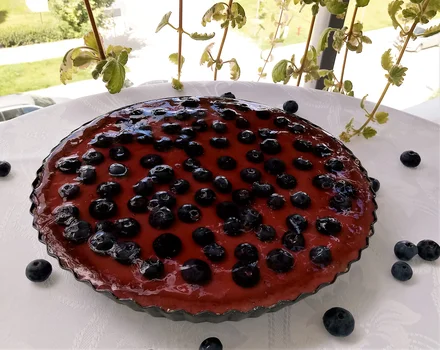 ORZEŹWIAJĄCA TARTA BEZ PIECZENIA Z MASĄ CYTRYNOWĄ