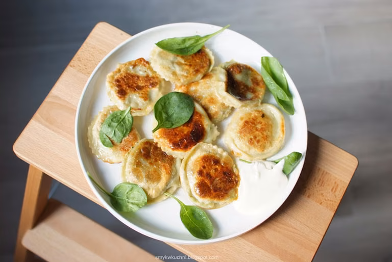 PIEROGI ZE SZPINAKIEM!