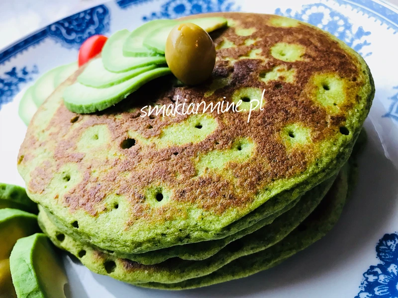 Pancakes twarogowe ze szpinakiem