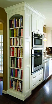 Regał z książkami w kuchni