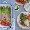 PIECZONE ZIELONE SZPARAGI ZE STEKAMI Z TUŃCZYKA. OBIAD W 20 MINUT!