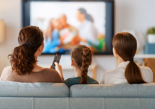 Nowe "300 plus" dla gospodarstw domowych już w 2026 roku! Zniknie obowiązek, który jest zmorą Polaków