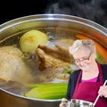 Już nie wyławiam szumowin z rosołu! Rada mojej Babci mnie zszokowała, ale teraz wiem, że miała rację