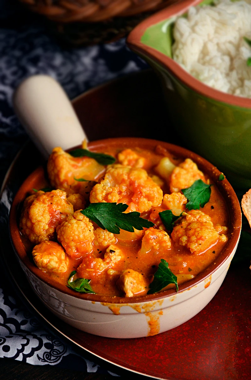Curry z kalafiorem i indykiem