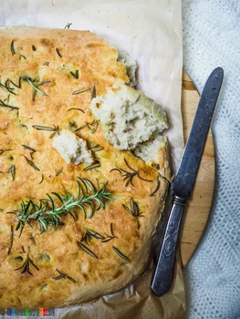Focaccia z rozmarynem