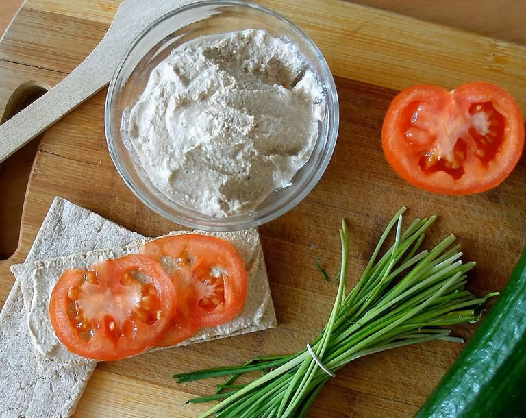 Pasta kanapkowa z tuńczyka i serka wiejskiego
