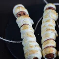 Parówki w cieście francuskim/ parówki mumie