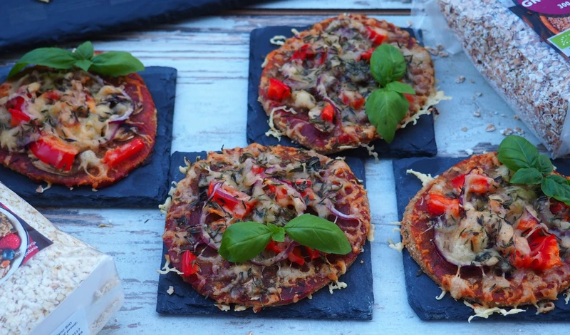 MINI PIZZERINKI FIT (BEZ DROŻDŻY)