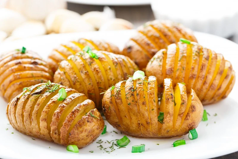 Pieczone ziemniaki z czosnkiem