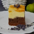 Sernik "Brownie" z brzoskwiniami - delikatny i pyszny