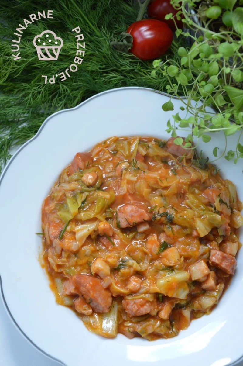 🥣 BIGOS Z MŁODEJ KAPUSTY 🥣 - najlepszy przepis - gotowy bigos w około 30-35 minut!