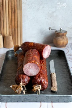 Kiełbasa żywiecka wędzona podsuszana