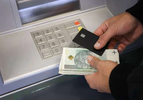 Koniec gotówki? Unijne przepisy coraz bliżej całkowitego zakazu!