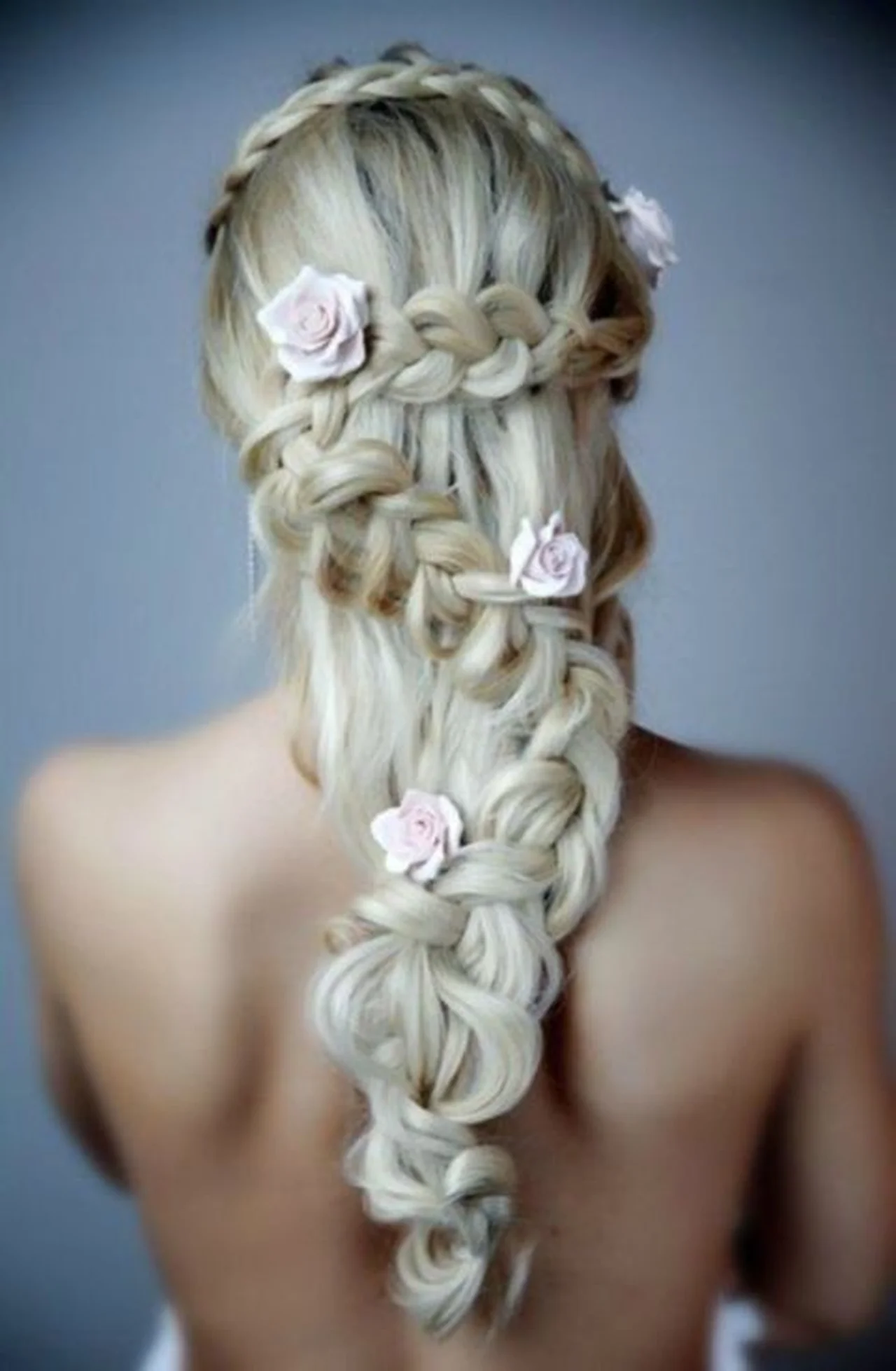 Kwiaty we włosach ;)