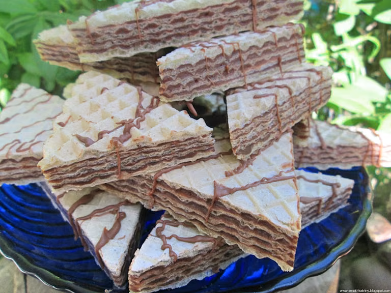 Pischingery-wafle z kremem czekoladowym-bez mleka w proszku