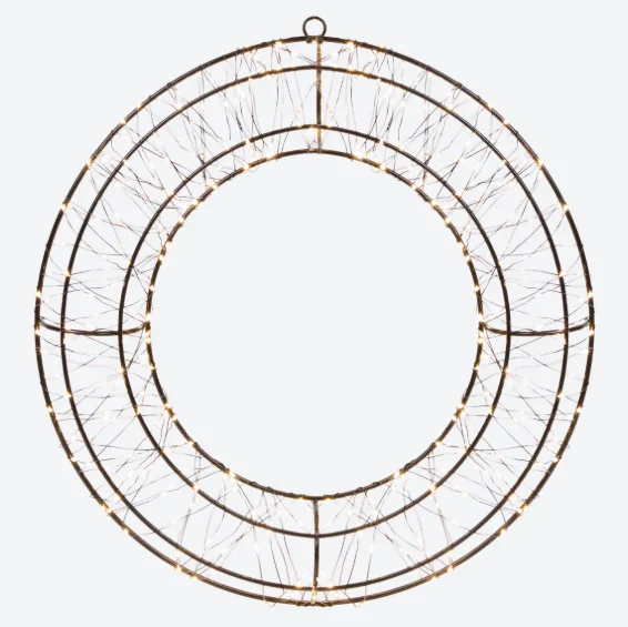 Zdjęcie Ten świecący wieniec z Action za 28 zł zrobi efekt wow w każdym wnętrzu! Prosty montaż, długi kabel, a migające lampki to hit #2