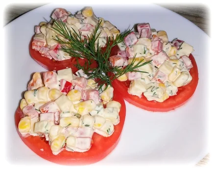 Sałatka na pomidorach