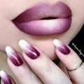Paznokcie i usta ombre