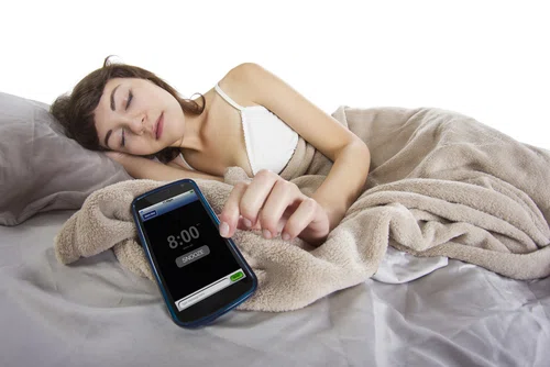 Jak sprawić aby budzik w Twoim telefonie lepiej Cię budził?
