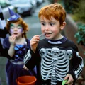 Czy osoba wierząca może obchodzić Halloween? 'Mój syn czeka na to cały rok, ale dziadkowie są przeciwni' - zastanawia się Karolina. [LIST]