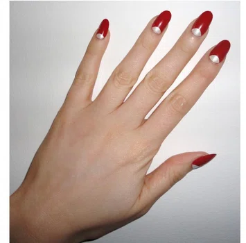 Świetne czerwone paznokcie