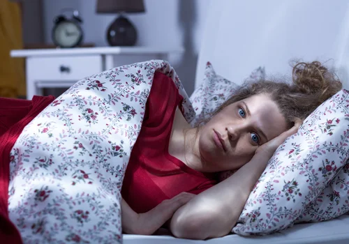 Włóż ten owoc na Andrzejki pod poduszkę i idź spać! Tak nasze babcie przepowiadały przyszłość