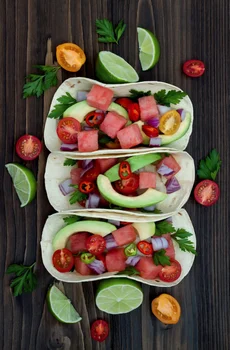 TACOS Z RYBĄ I ARBUZEM