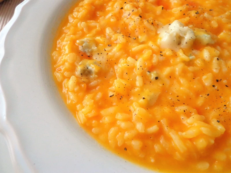 Risotto z kremem z marchewki i gorgonzoli