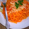 Spaghetti w czerwonym paprykowo-serowym sosie