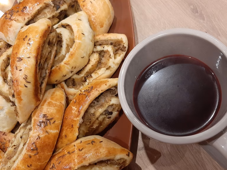 Paszteciki wigilijne z kapustą i grzybami