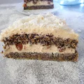 Tort makowy z kremem budyniowym