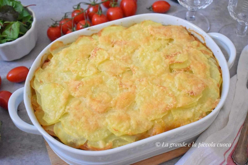 Zapiekanka ziemniaczana z mięsem mielonym i ratatouille