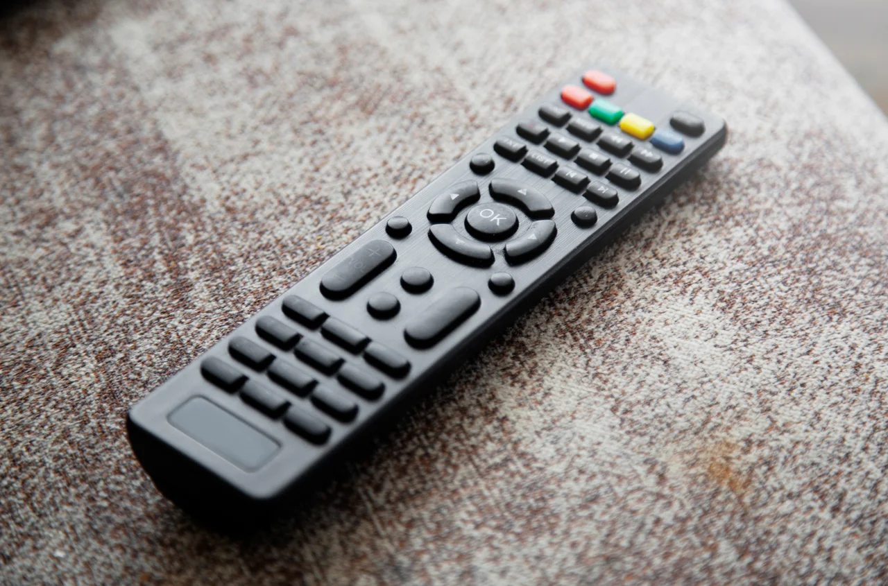 Z anteny znikają 2 popularne kanały telewizyjne! Widzowie od lat oglądają na nich uwielbiane seriale i programy rozrywkowe