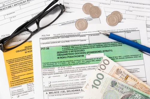 Ile się czeka na zwrot podatku w 2023 roku? Co może oznaczać brak zwrotu?