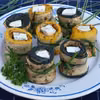 Roladki z grillowanej cukinii z serem