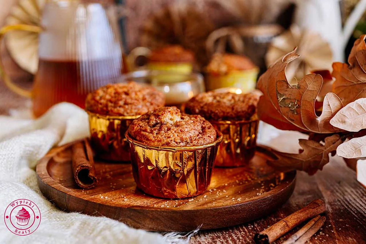 Proste muffinki cynamonki