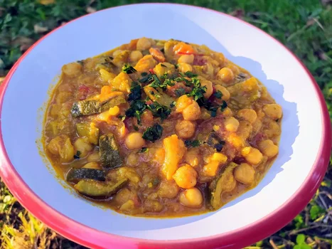 Wegańskie curry z cieciorki