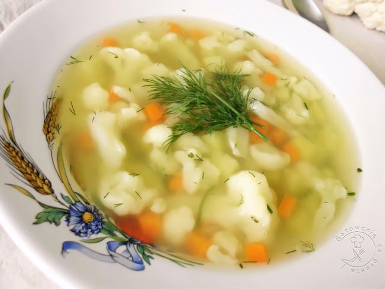 Wegańska Zupa Kalafiorowa