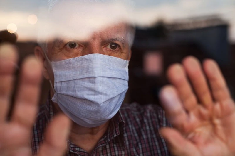 Pandemia COVID-19 a problemy psychiczne. Z czym zmagają się Polacy?