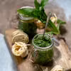 Pesto z młodego szpinaku
