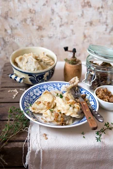 Pierogi z pęczakiem i grzybami