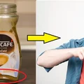 Pił popularną kawę z rodziną! To co znalazł na jej dnie sprawiło, że zamarł!